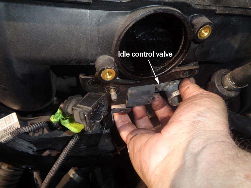 See C3801 repair manual